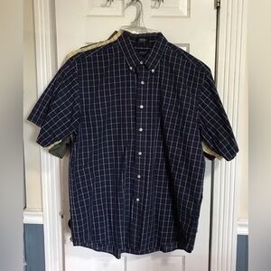 Size L Arrow Wrinkle Free Blue Plaid Short Sleeve Shirt. Like New.